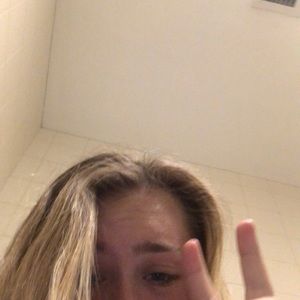 Meet your Posher, Avery